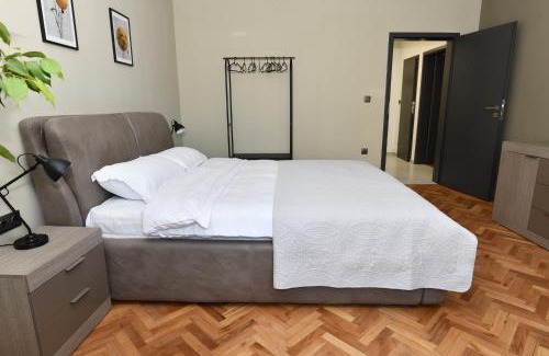 Veliko Tarnovo Center Apartamento | Апартамент Инфинити