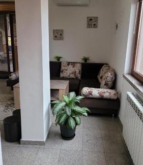 Lyaskovo Apartamento | Апартамент Стела