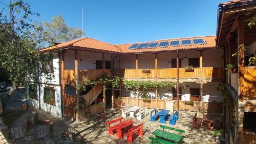 Tryavna Casa | Арт комплекс Горски дом - Трявна