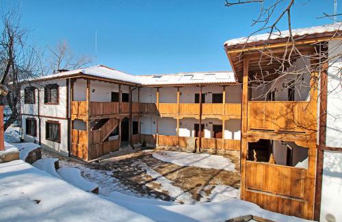 Tryavna Casa | Арт комплекс Горски дом - Трявна