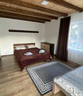 Yablunytsya Casa | Бо&Не
