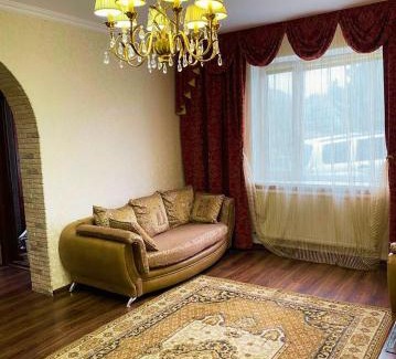 Uman Apartamento | Будинок з Терасою Біля Фонтанів