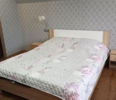 Yasinya Casa | Біля Річки