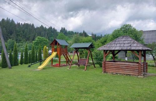 Chernovtsy Casa | Верховинська Хата