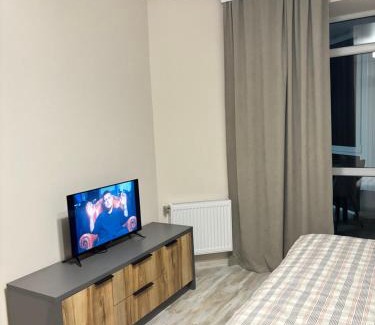 Lutsk Apartamento | Видова однокімнатна квартира в жк ЯРОВИЦЯ
