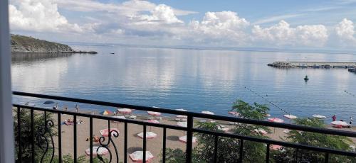 Chernomorets Casa | Вила Лазурен бряг
