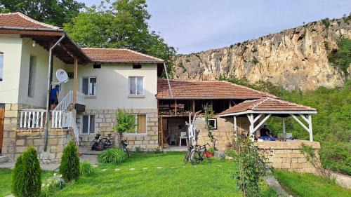 Pepelina Casa | Вила Нелче