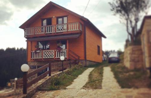 Yablunytsya Apartamento | Вовкаль