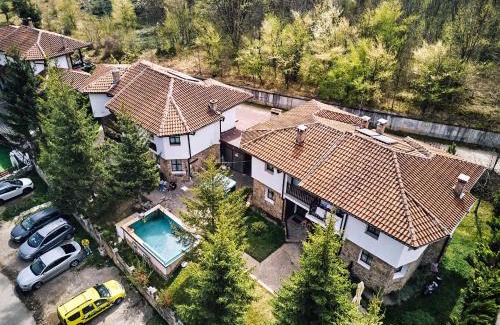 Troyan Casa | Вълеви Къщи