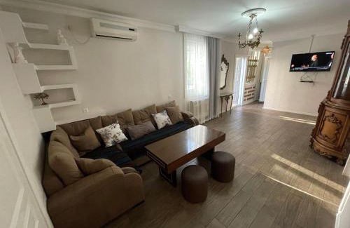 Gonio Casa | В ГОСТЯХ У РУСЛАНА