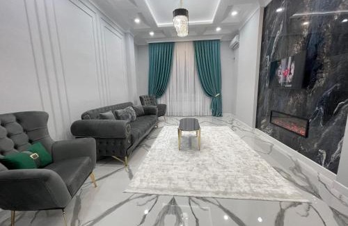 Atyrau Apartamento | В шикарном районе Атырау возле дворца ЦЕНТР АБАЯ New City от аэропорта 3 минуты