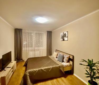Dniprovs'kyi District Apartamento | В 2 хвилинах від метро супер видова ТЦ Проспект Серце МВЦ Ожоговий центр