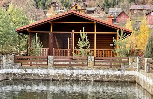 Tatariv Chalet De Esquí | Гостевой дом "Уютный"