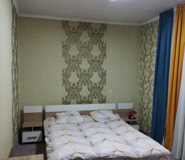 Sverdlov District Casa | Гостевой дом Энесай