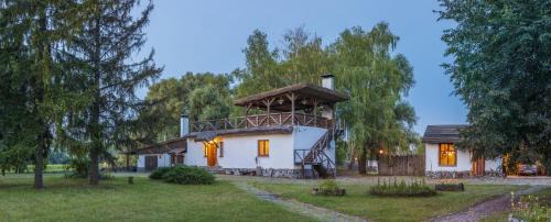 Khreshchatik Casa | Гостинний двір на хуторі Хрещатик