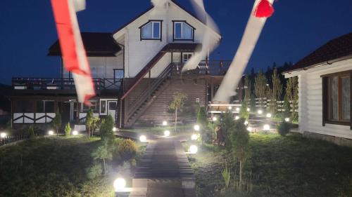 Bukovel Casa | Гостьовий дім Круасан Сімейний