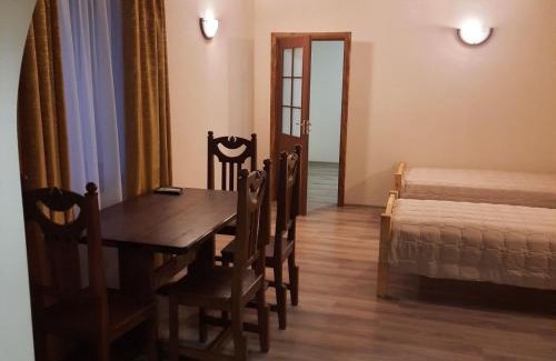 Nyzhni Mlyny Hotel | Готельно- банний комплекс Афродіта