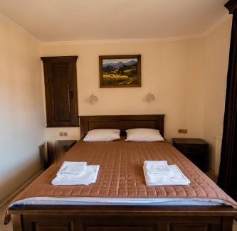 Polyana Hotel | Готель-ресторан Каміла