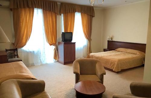 Starovoitove Hotel | Готель Ягодин