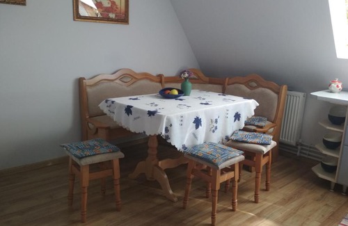 Berehove Casa | Грушевського 13