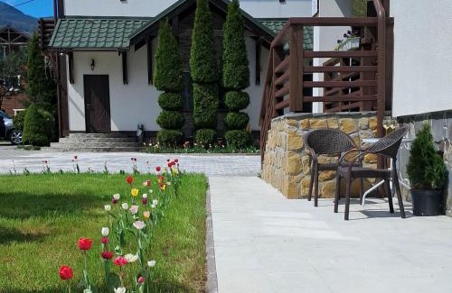 Mykulychyn Villa | Гірська Соната