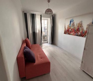 Sukhinovka Apartamento | Двокімнатна квартира на Алмазному