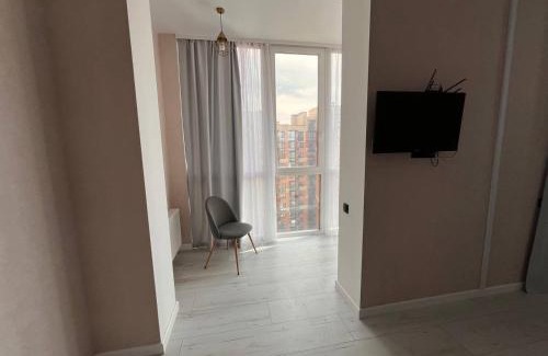 Lutsk Apartamento | Двокімнатний Люкс Яровиця з чудовим краєвидом