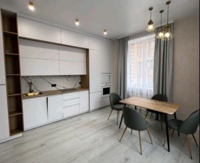 Lutsk Apartamento | Двокімнатний Люкс Яровиця з чудовим краєвидом