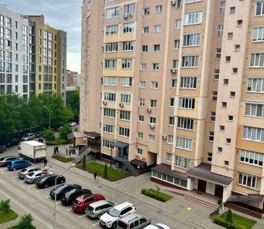 Lutsk Apartamento | Дво і одно кімнатні апартаменти новобуд рн авторинку трц Адреналін сіті