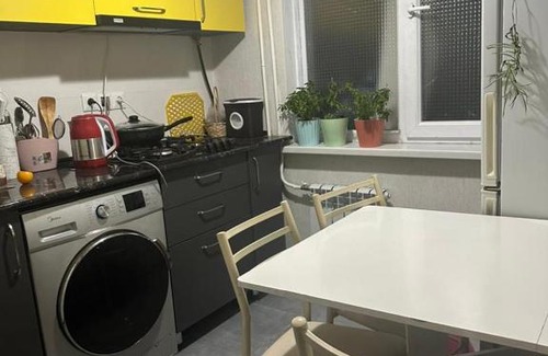 Bishkek Apartamento | Двухкомнатная в спальном районе