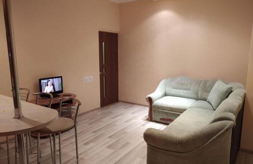 Brovary Apartamento | Двухкомнатная квартира с кухней студией Бровары.