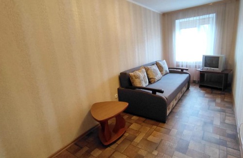 Krivoy Rog Apartamento | Двухкомнатные апартаменты центр Mystetsʹka 3 KR Apartments