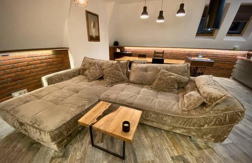 Kazan City Centre Apartamento | Дизайнерская двухуровневая квартира-студия в центре города