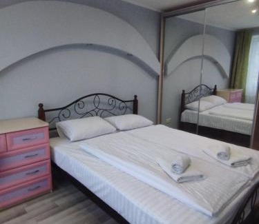 Uzhhorod Apartamento | Дизайнерська квартира у центрі міста