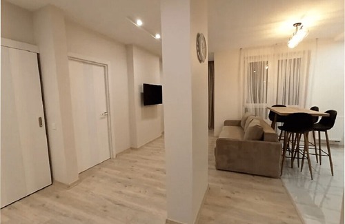 Dniprovs'kyi District Apartamento | Дизайнерські апартаменти