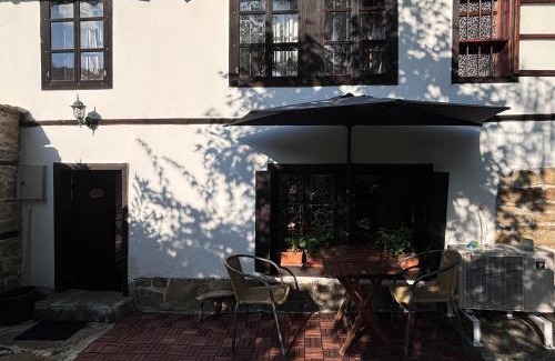 Bojentsi Casa | Динова Къща