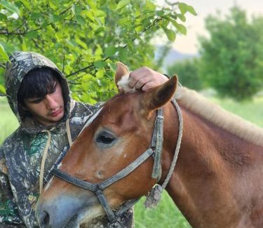 Tajikistan Otro | Дом в саду