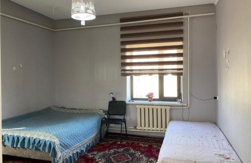 Kyrgyzstan Casa | Дом Паризата Үсөнова