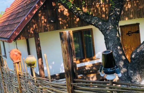Solochyn Casa | Еко Дім з СОЛОМИ