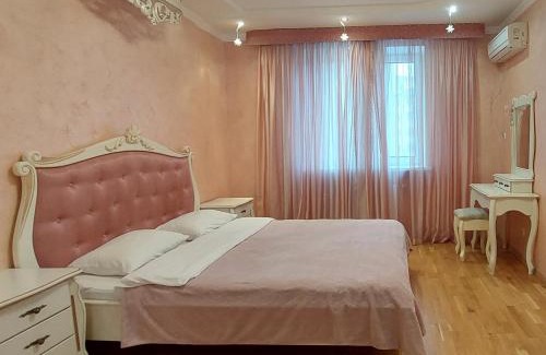 Lutsk Apartamento | Елітні апартаменти біля ТРЦ Порт-сіті