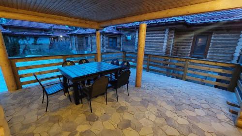 Pirnove Cama Y Desayuno | Загородный комплекс Fort Pirnov Park