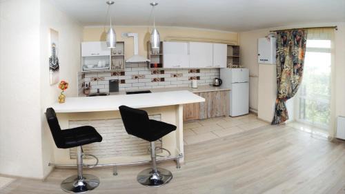 Kosuv Stary Apartamento | Залізнична 49 "Хочу ЦЮ!"