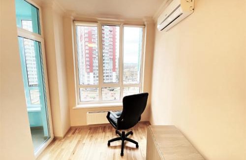 Dniprovs'kyi District Apartamento | Затишна квартира в ЖК Каховська, метро Лівобережна, МВЦ
