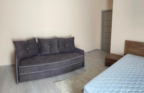 Starokostyantyniv Apartamento | Затишна однокімнатна квартира під Києвом