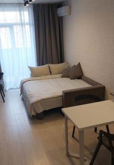 Shevchenkivs'kyi District Apartamento | Затишна, стильна студія біля Виставкового центру