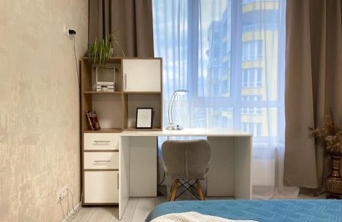 Dniprovs'kyi District Apartamento | Затишна і тепла квартира, метро Лівобережна, МВЦ, Інститут Серця
