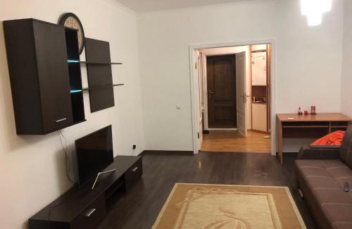 Svyatoshyns'kyi District Apartamento | Затишна 2х кімнатна квартира біля метро Академмістечко