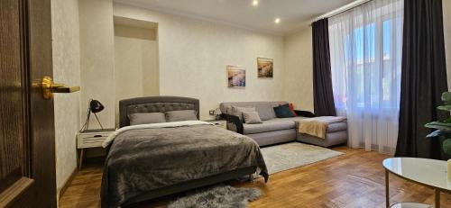 Krivoy Rog Apartamento | Затишні апартаменти зі сховищем на Святогеоргієвській 15