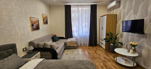 Krivoy Rog Apartamento | Затишні апартаменти зі сховищем на Святогеоргієвській 15
