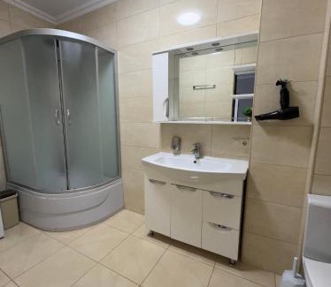Chernovtsy Apartamento | Затишні апартаменти TWO